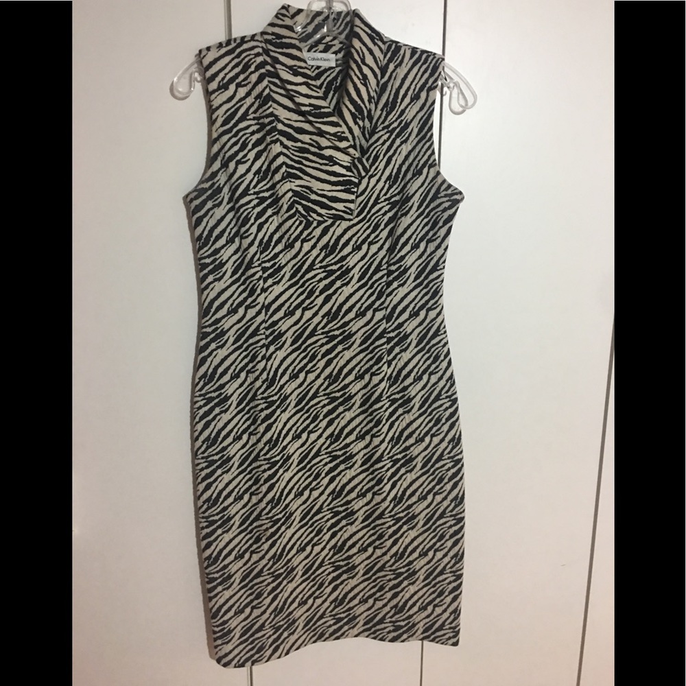 Calvin Klein 4 Black white zebra dress